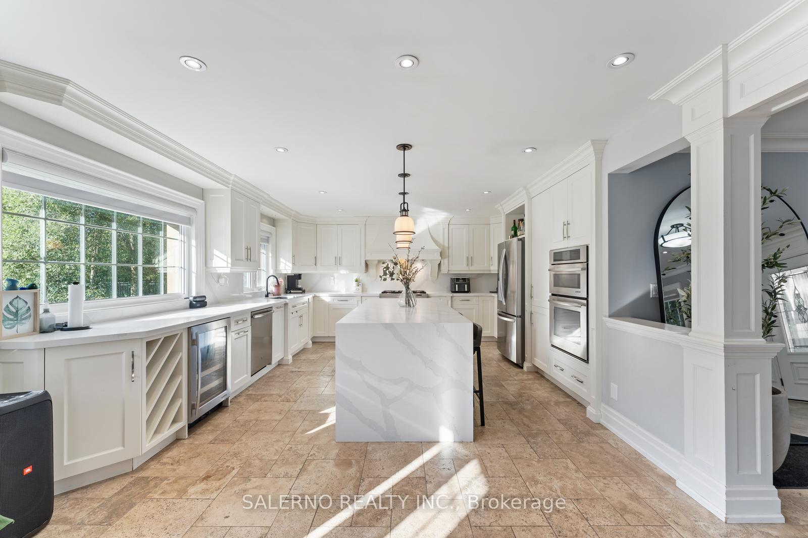 Photo 10 of 6 Ridgevale Drive, Markham, Box Grove — HOMEH