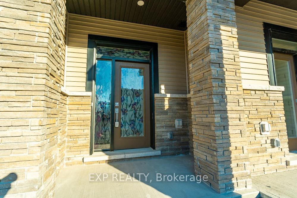 Photo 3 of 64 Natare Place, Ottawa, Kanata - Kanata Lakes/Heritage Hills — HOMEH