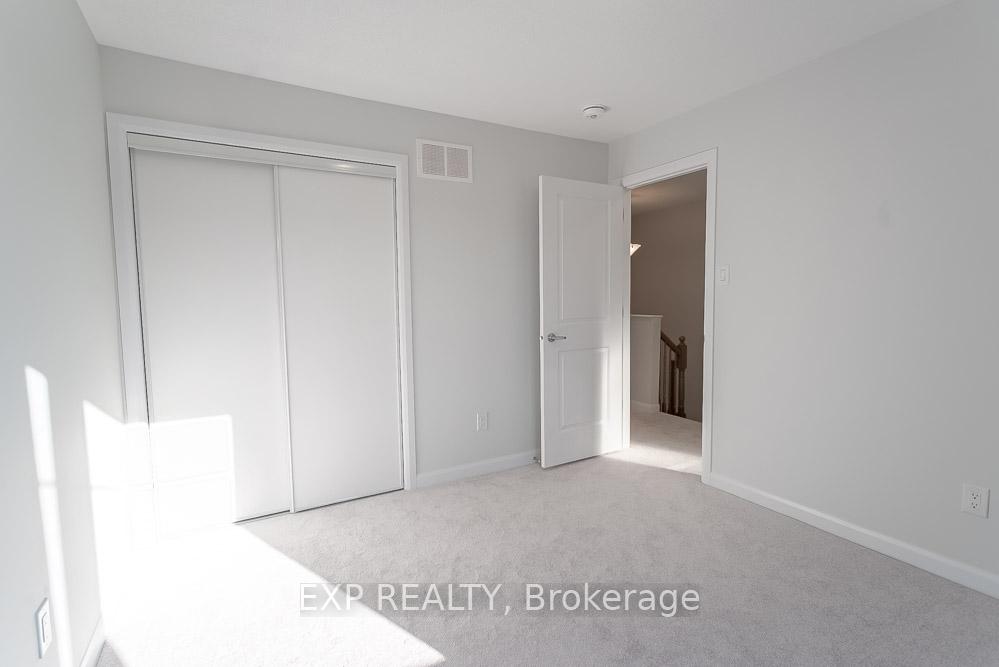 Photo 30 of 64 Natare Place, Ottawa, Kanata - Kanata Lakes/Heritage Hills — HOMEH
