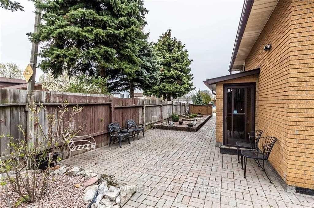 Photo 14 of Unit Main, 71 Morgan Road, Hamilton, Gilbert — HOMEH