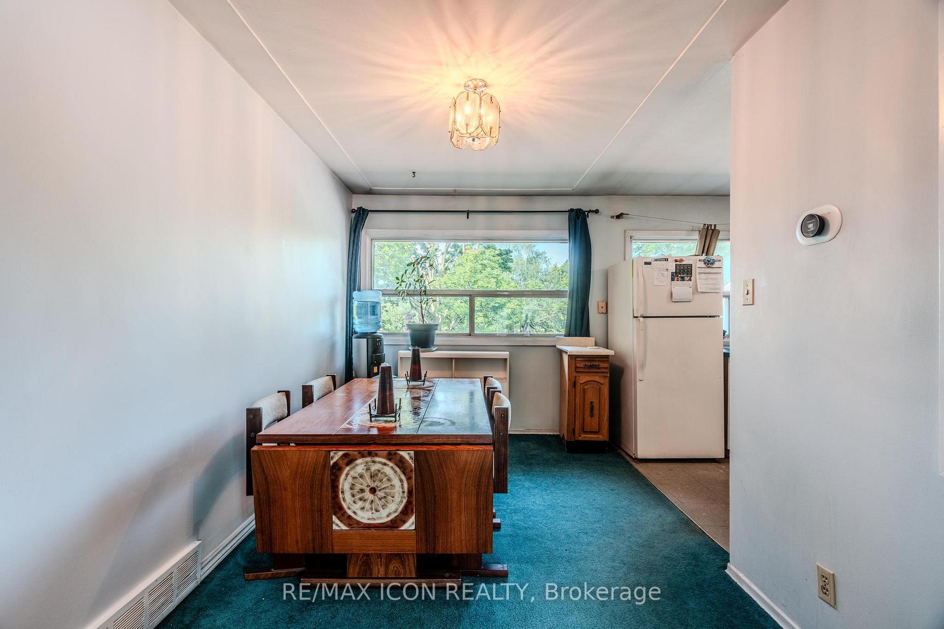 Photo 4 of 173 Westmount Road E, Kitchener — HOMEH