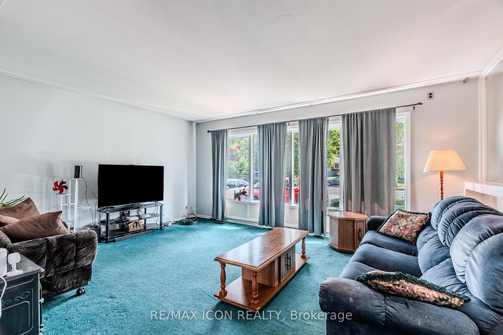 Photo 6 of 173 Westmount Road E, Kitchener — HOMEH