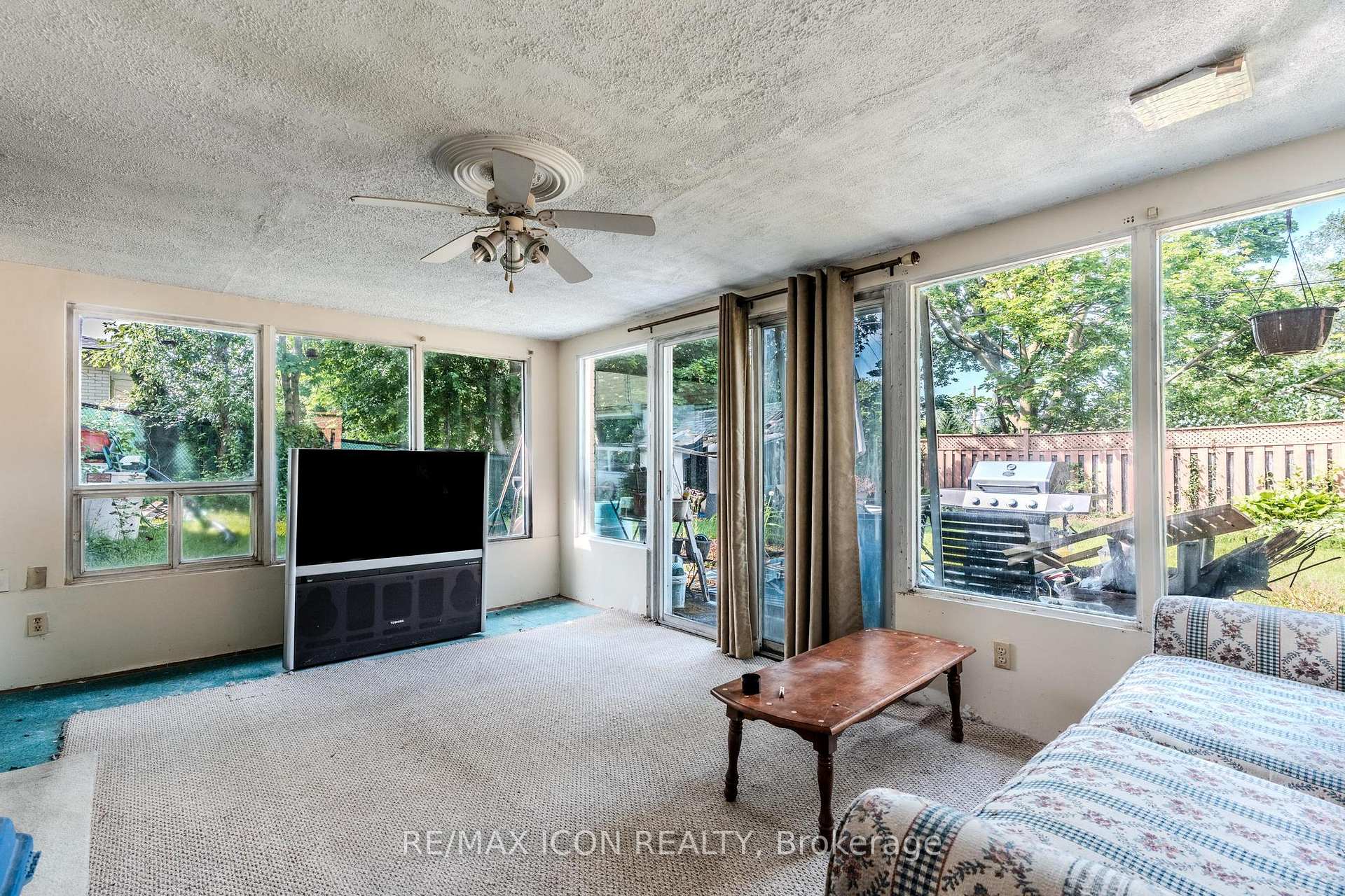 Photo 25 of 173 Westmount Road E, Kitchener — HOMEH