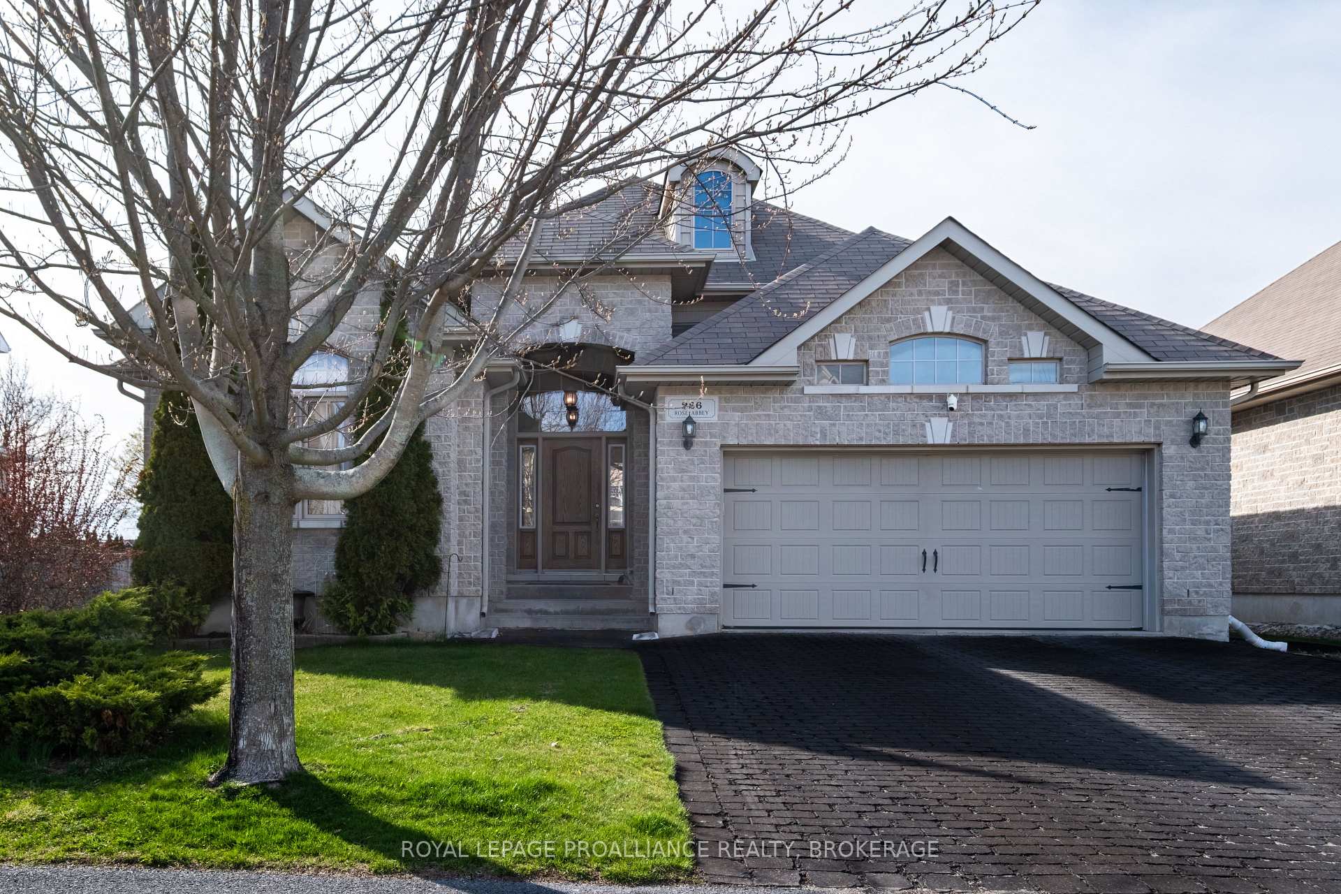 Photo 2 of 226 Rose Abbey Drive, Kingston, Kingston East (Incl Barret Crt) — HOMEH