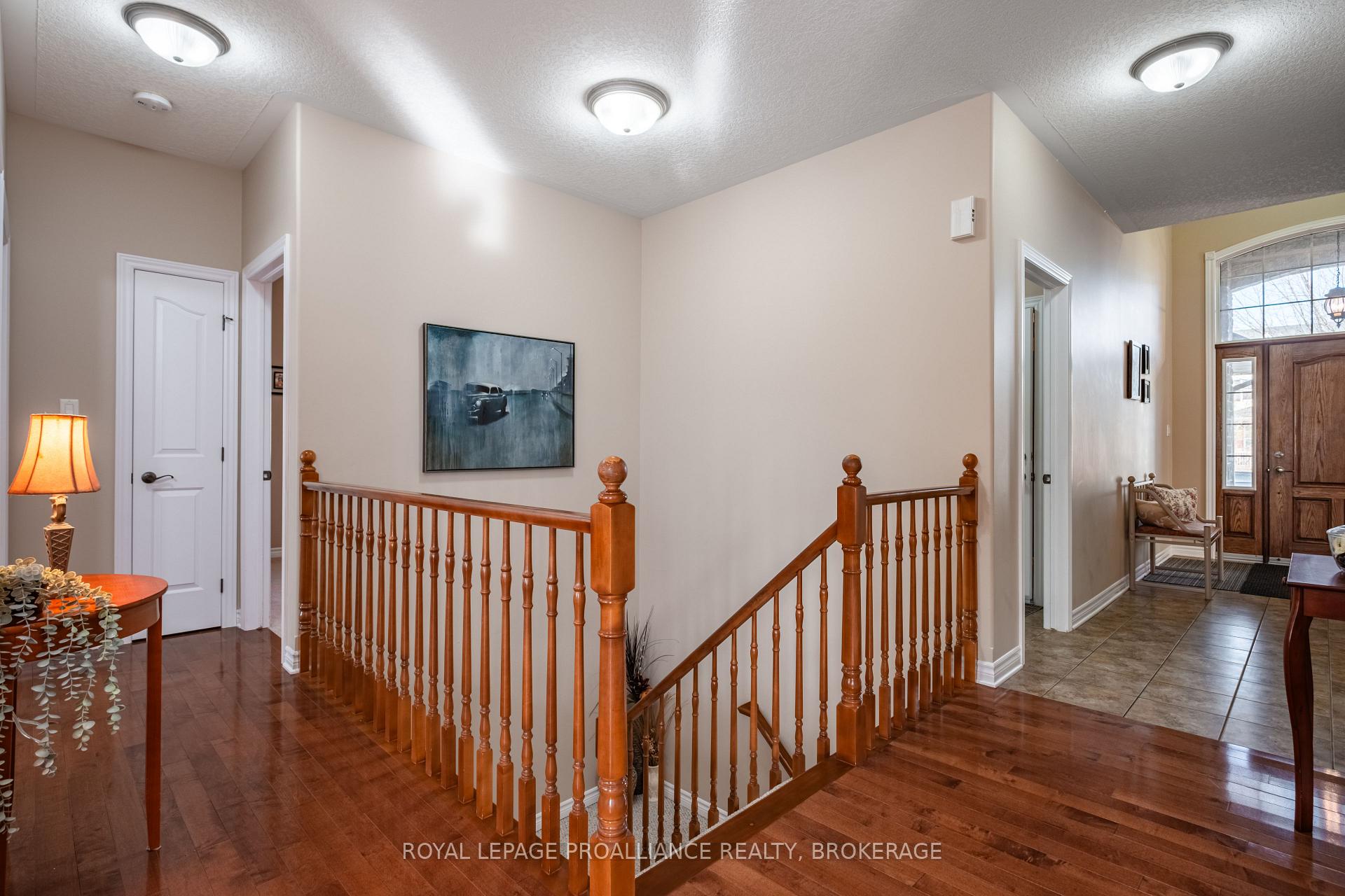 Photo 17 of 226 Rose Abbey Drive, Kingston, Kingston East (Incl Barret Crt) — HOMEH