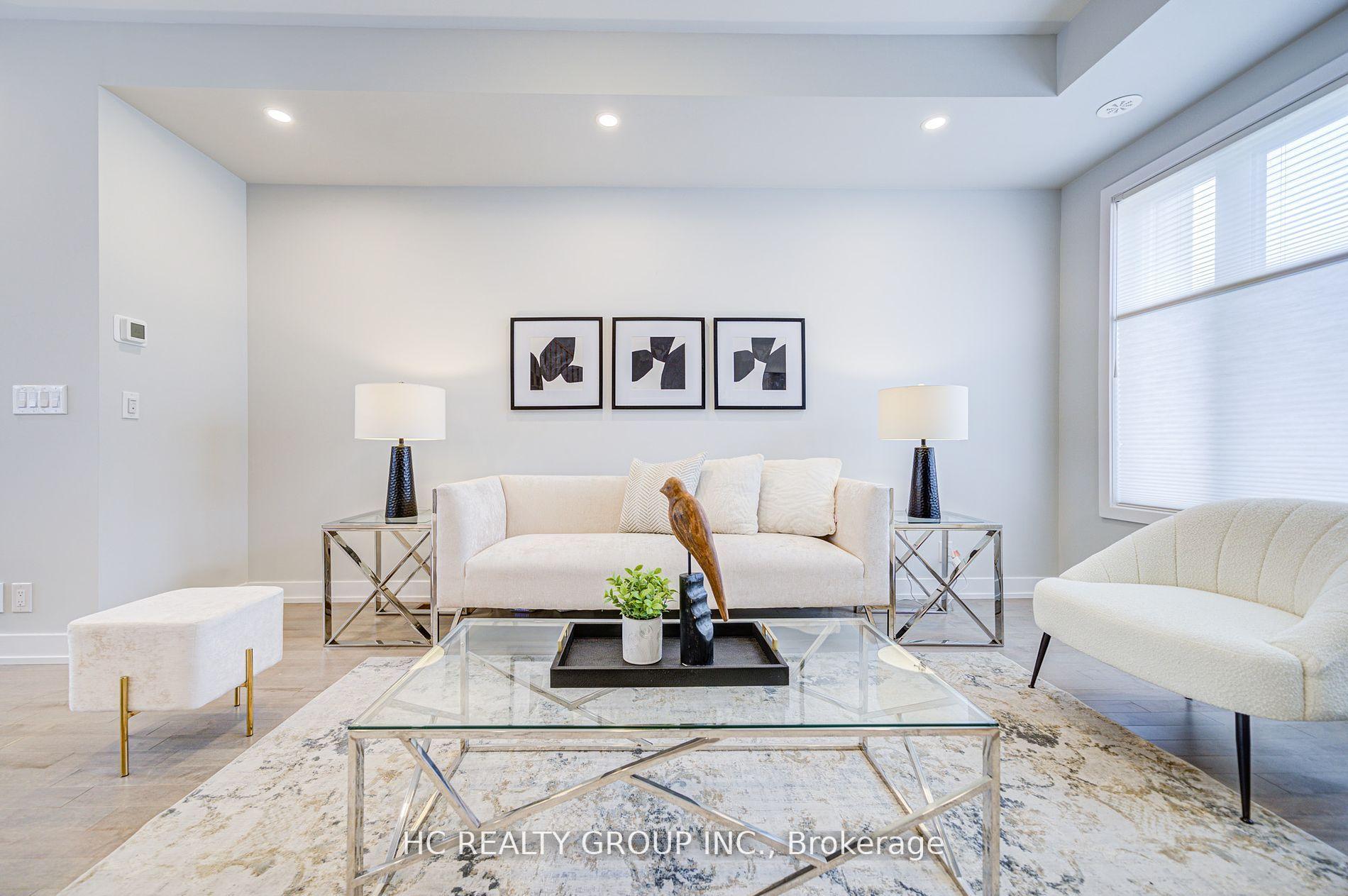Photo 8 of 19 Guardhouse Crescent, Markham, Angus Glen — HOMEH
