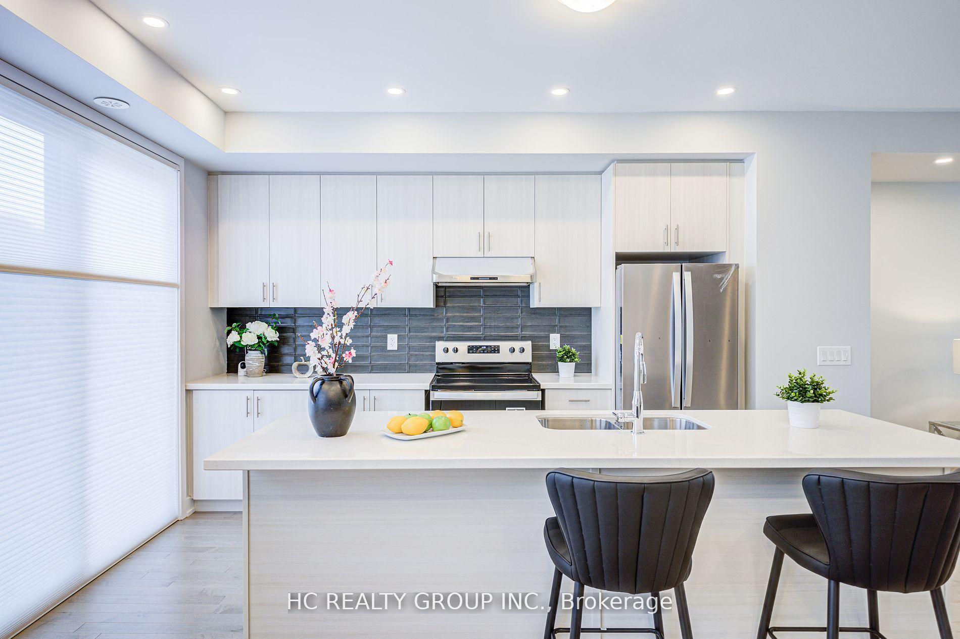 Photo 13 of 19 Guardhouse Crescent, Markham, Angus Glen — HOMEH