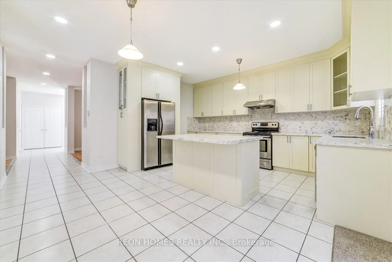 Photo 9 of 322 Elson Street, Markham, Cedarwood — HOMEH
