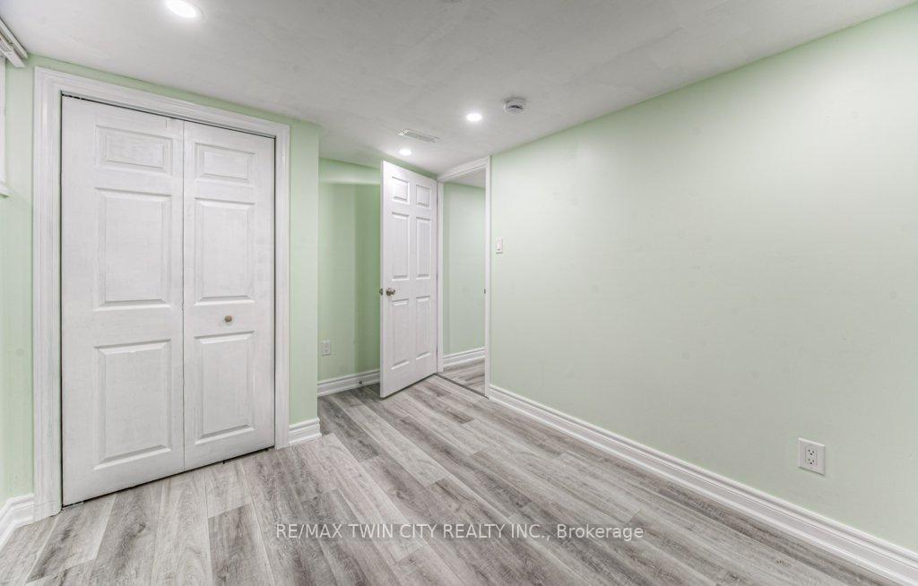 Photo 3 of 1138 Weber Street E, Kitchener — HOMEH