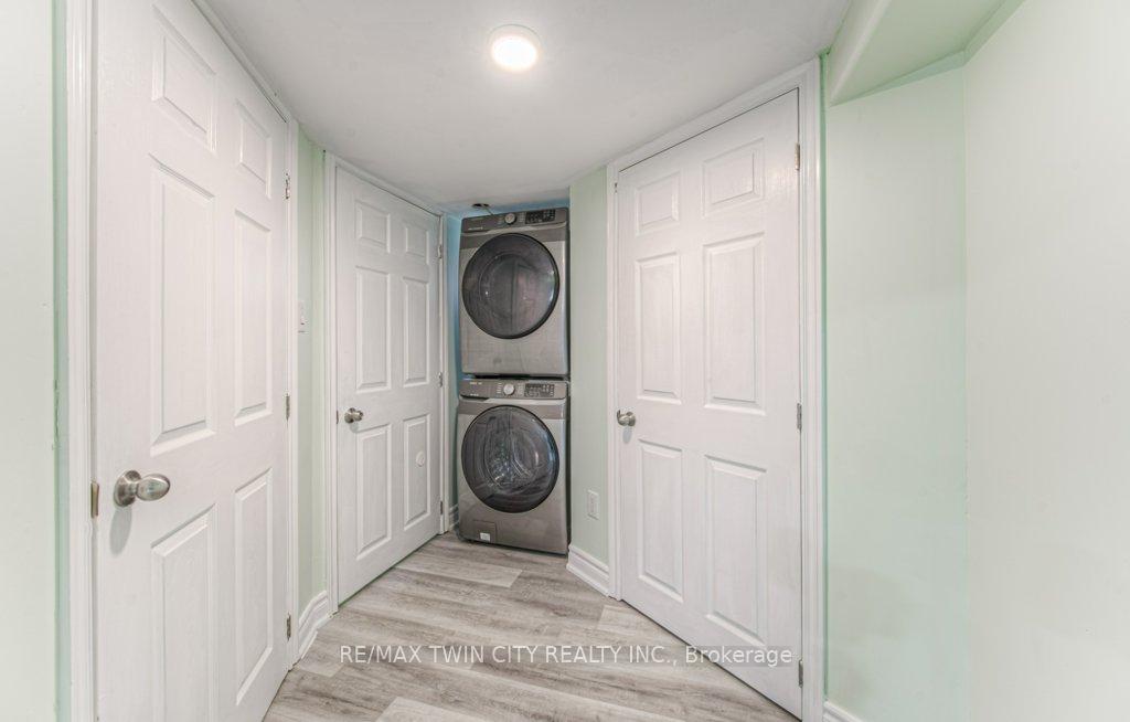 Photo 4 of 1138 Weber Street E, Kitchener — HOMEH