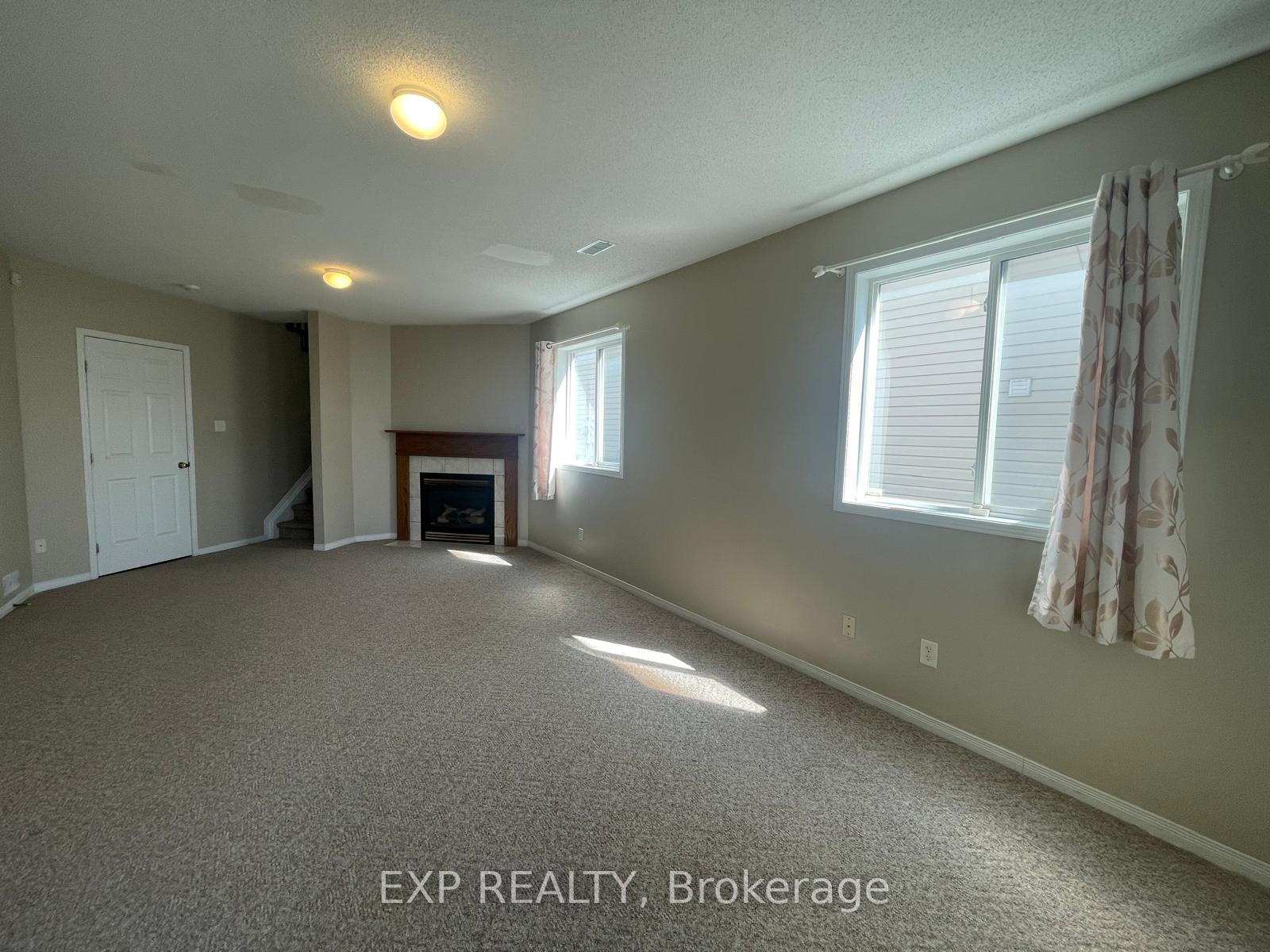 Photo 31 of 128 Castle Glen Crescent, Ottawa, Kanata - Glencairn/Hazeldean — HOMEH