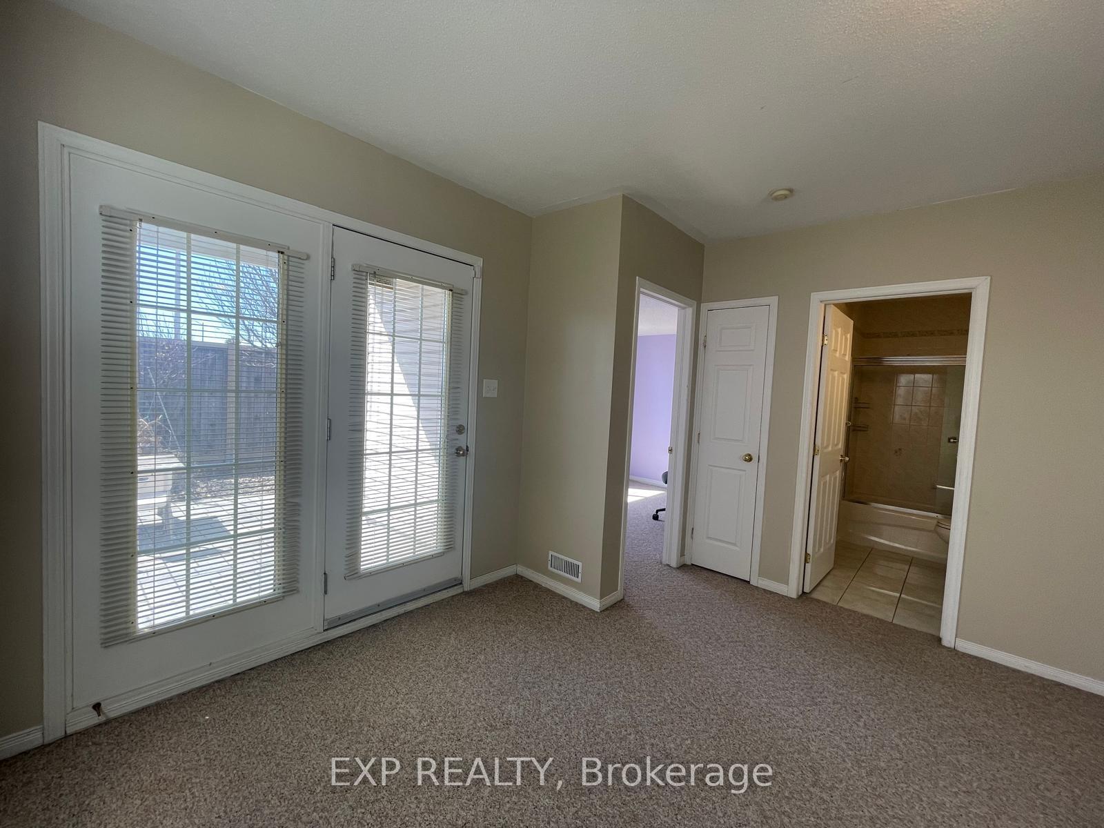 Photo 36 of 128 Castle Glen Crescent, Ottawa, Kanata - Glencairn/Hazeldean — HOMEH