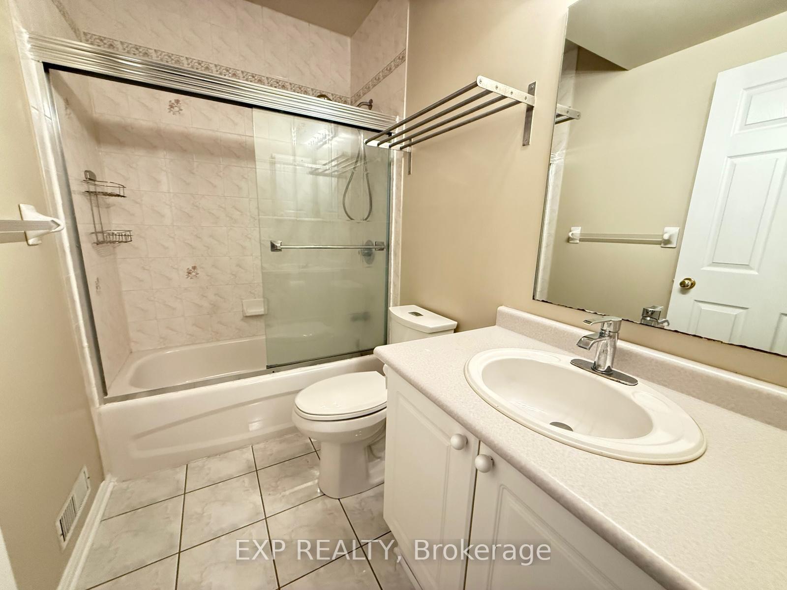 Photo 38 of 128 Castle Glen Crescent, Ottawa, Kanata - Glencairn/Hazeldean — HOMEH