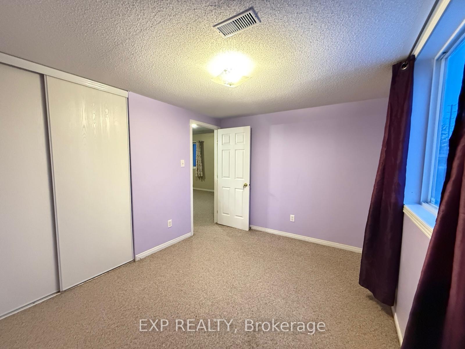Photo 39 of 128 Castle Glen Crescent, Ottawa, Kanata - Glencairn/Hazeldean — HOMEH