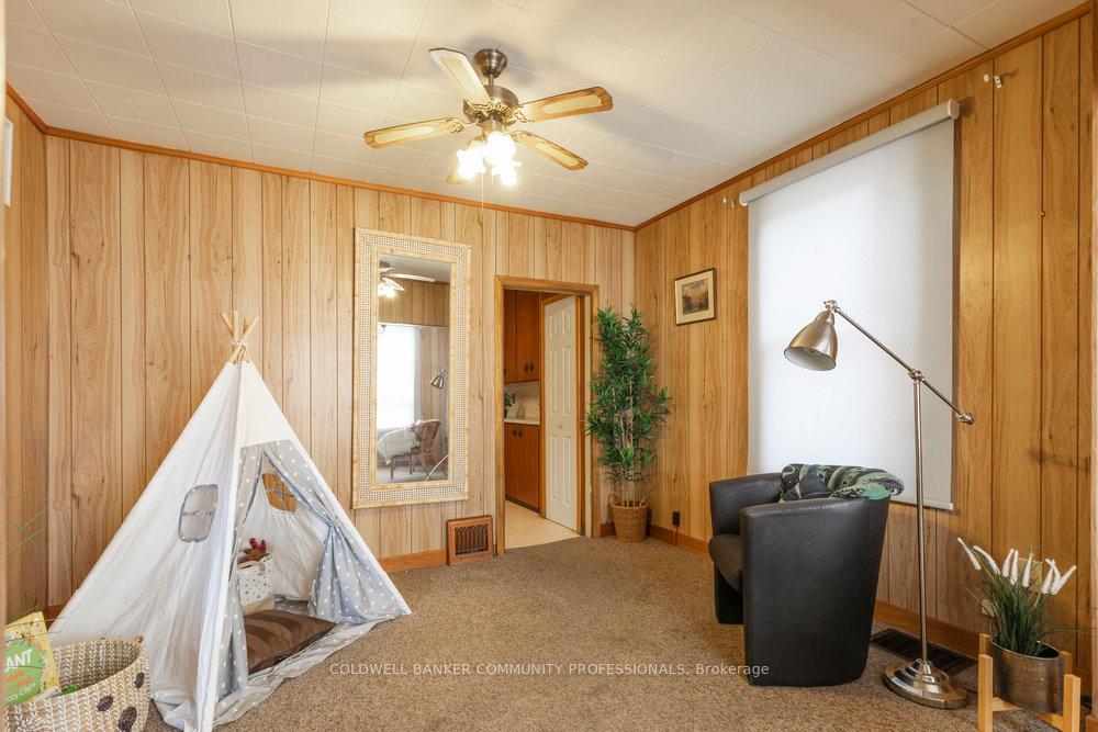 Photo 7 of 233 Glendale Avenue N, Hamilton, Crown Point — HOMEH