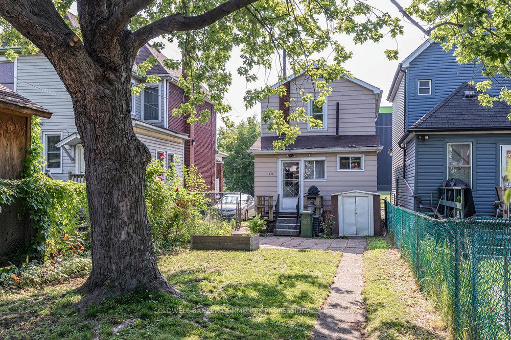 Photo 34 of 233 Glendale Avenue N, Hamilton, Crown Point — HOMEH