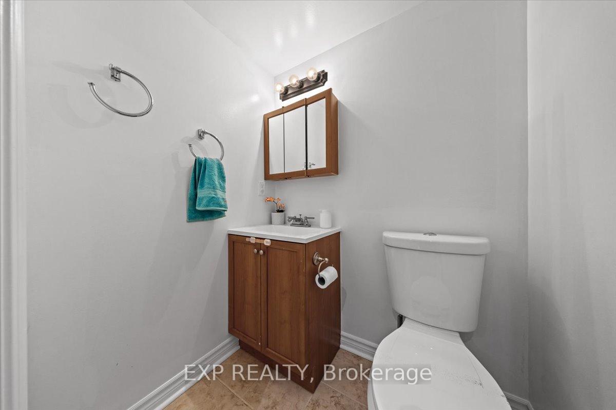 Photo 33 of 93 Cedarock Drive, Ottawa, Kanata - Bridlewood — HOMEH