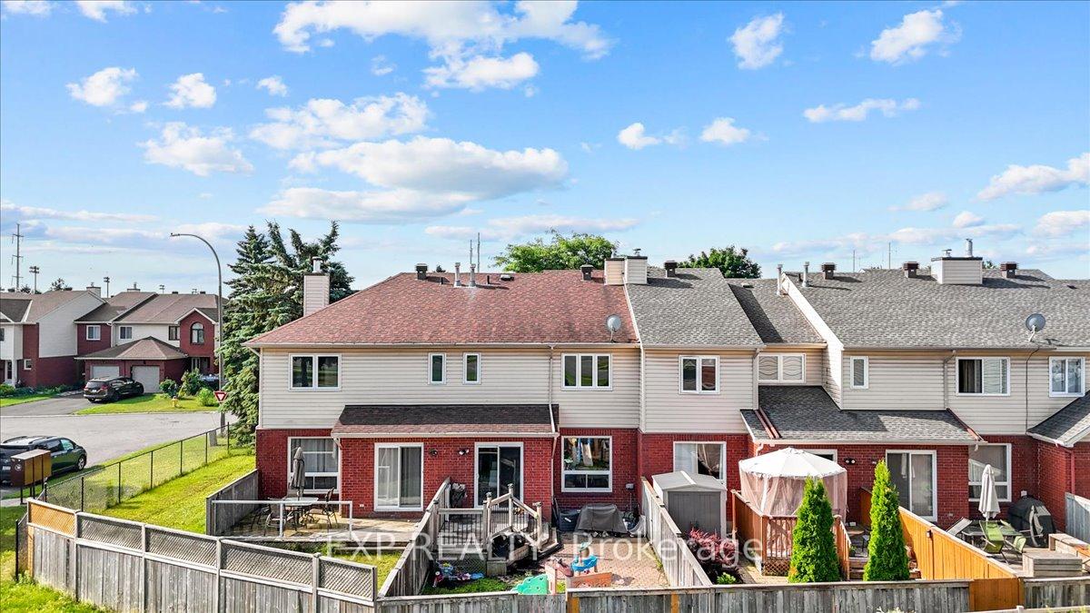 Photo 46 of 93 Cedarock Drive, Ottawa, Kanata - Bridlewood — HOMEH