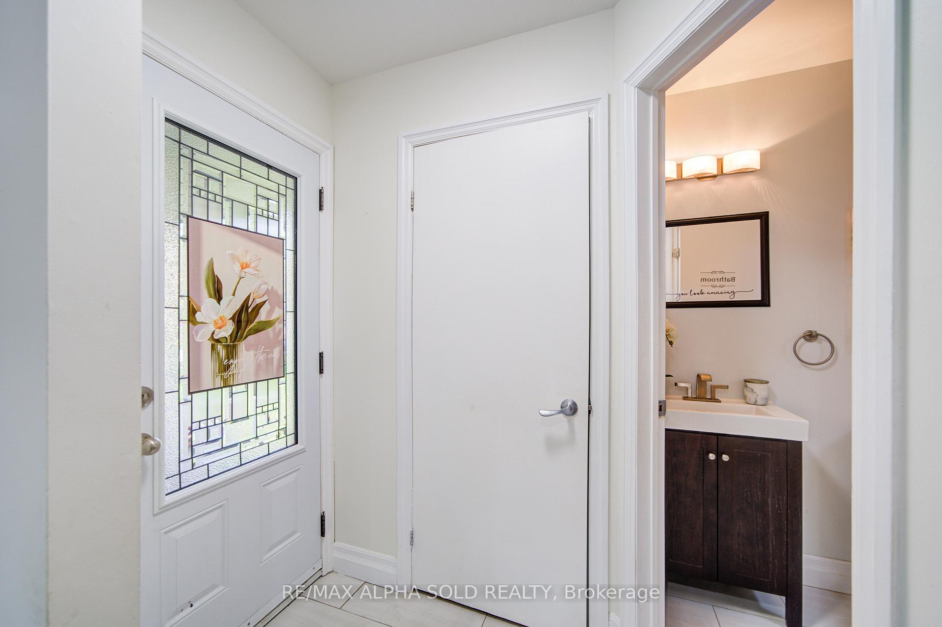 Photo 6 of 14 Miley Drive, Markham, Markville — HOMEH