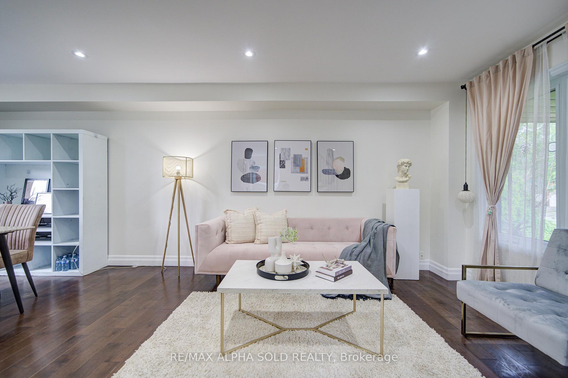 Photo 9 of 14 Miley Drive, Markham, Markville — HOMEH