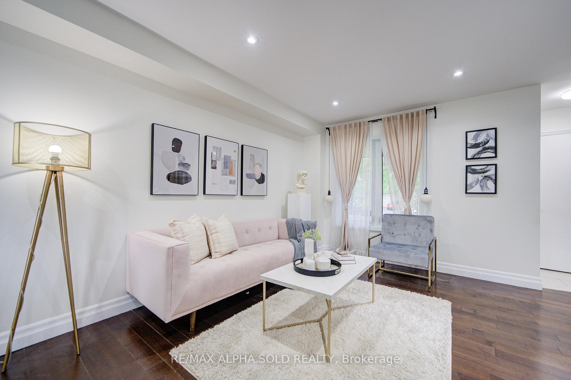 Photo 11 of 14 Miley Drive, Markham, Markville — HOMEH