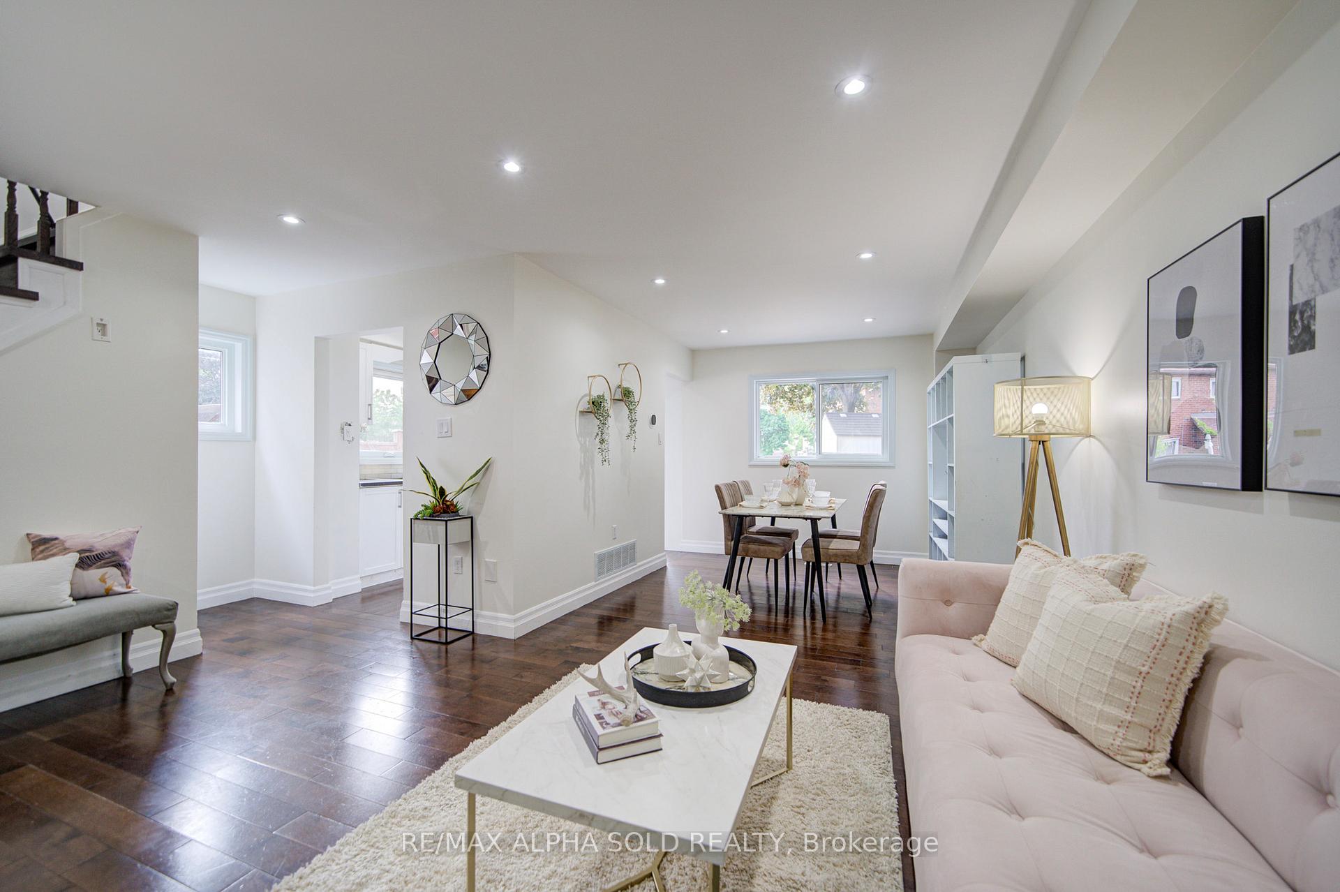 Photo 13 of 14 Miley Drive, Markham, Markville — HOMEH