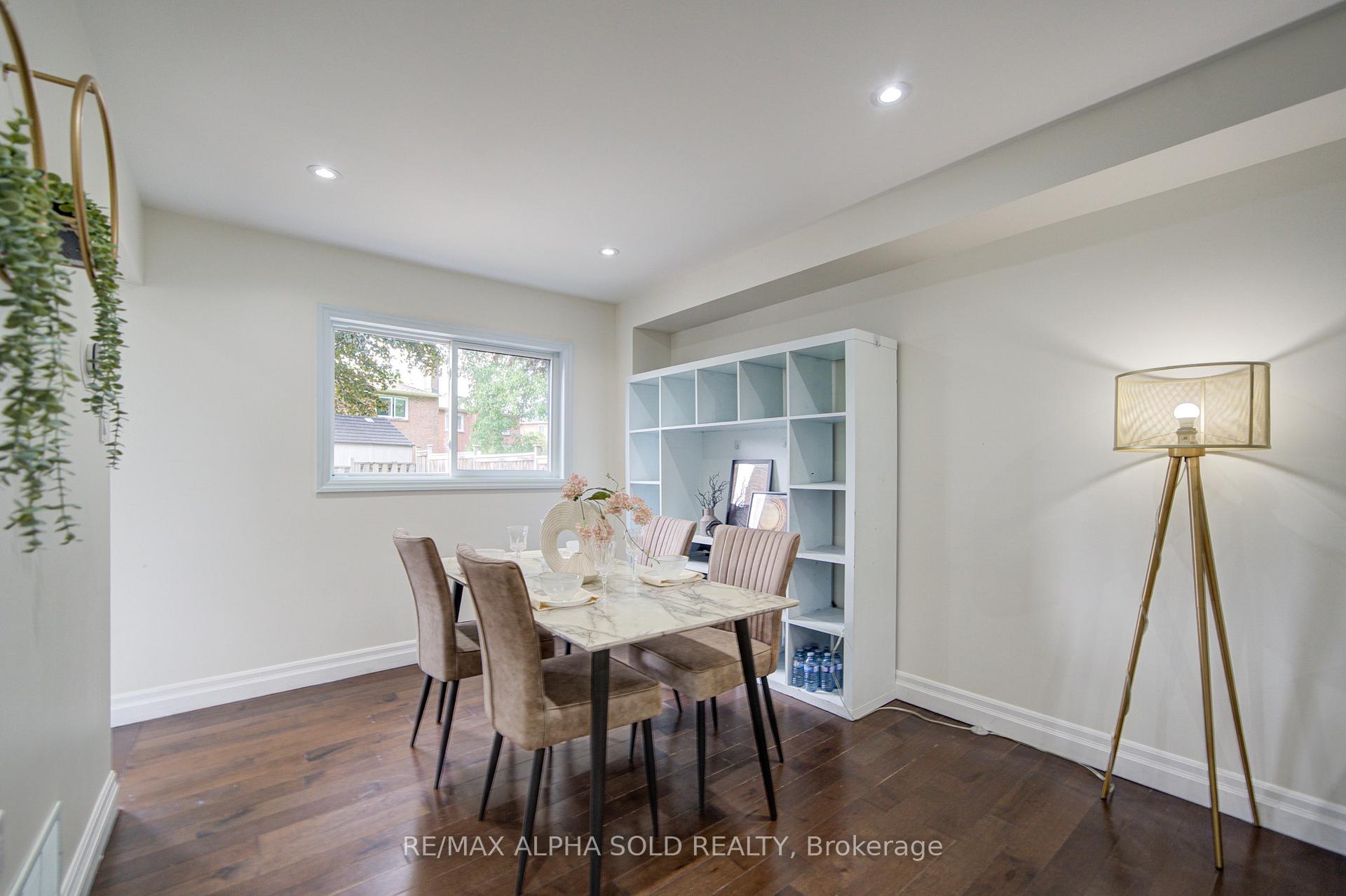 Photo 15 of 14 Miley Drive, Markham, Markville — HOMEH