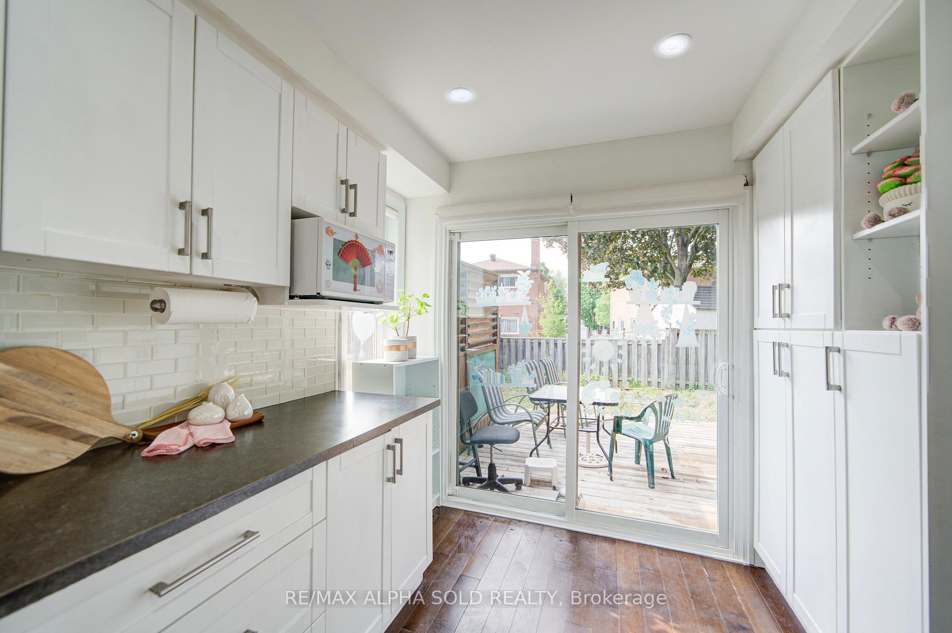 Photo 20 of 14 Miley Drive, Markham, Markville — HOMEH