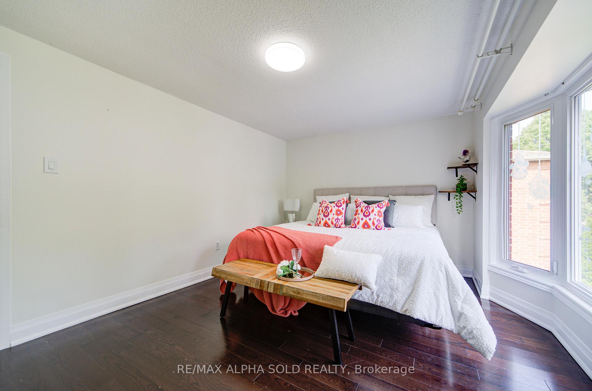 Photo 30 of 14 Miley Drive, Markham, Markville — HOMEH