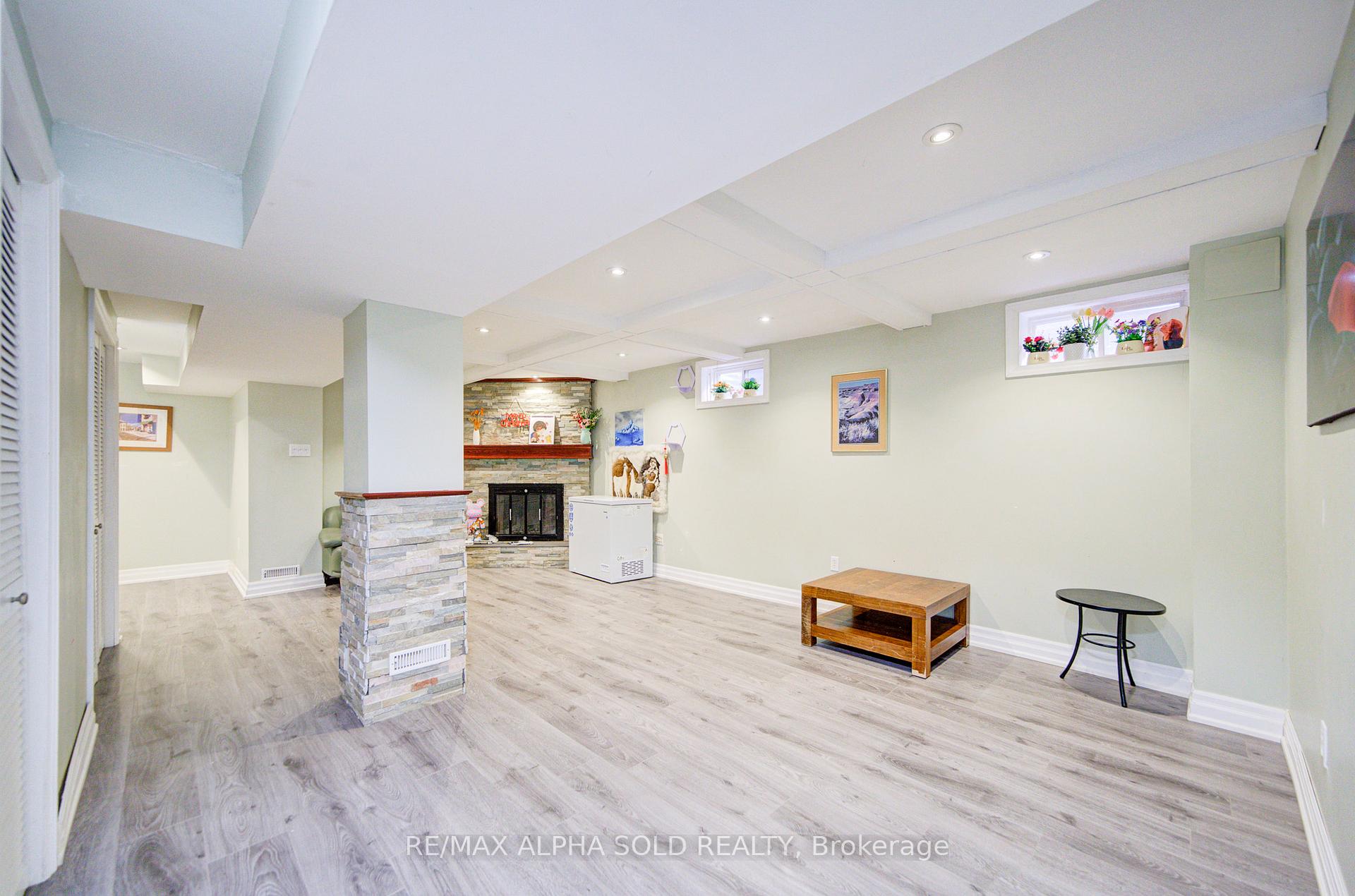 Photo 40 of 14 Miley Drive, Markham, Markville — HOMEH