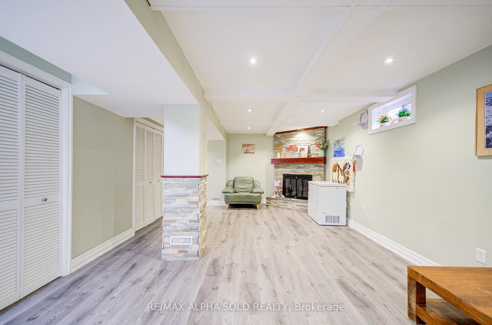 Photo 42 of 14 Miley Drive, Markham, Markville — HOMEH