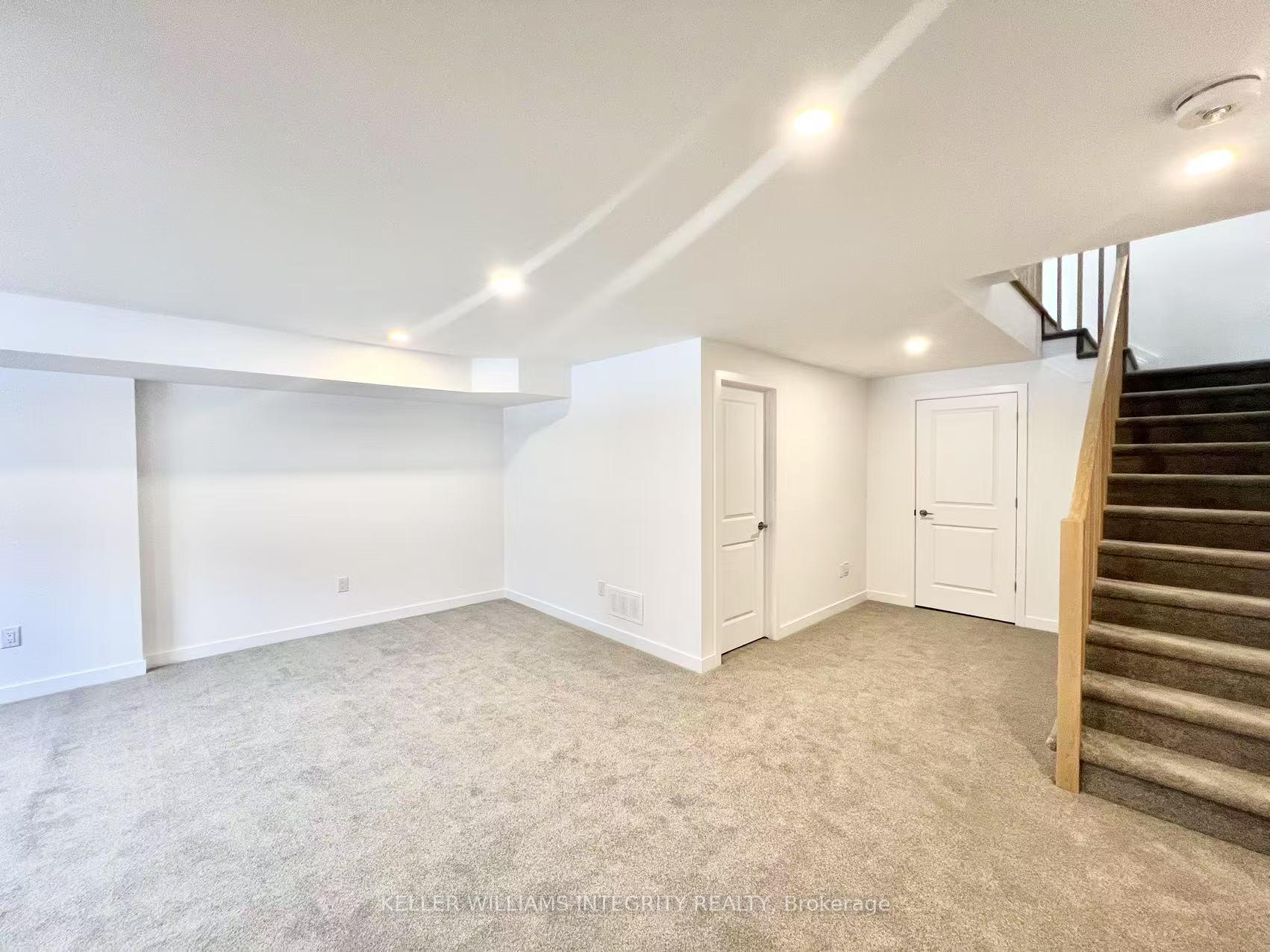 Photo 31 of 1060 Kitigan Grove, Ottawa, Kanata - Kanata Lakes/Heritage Hills — HOMEH