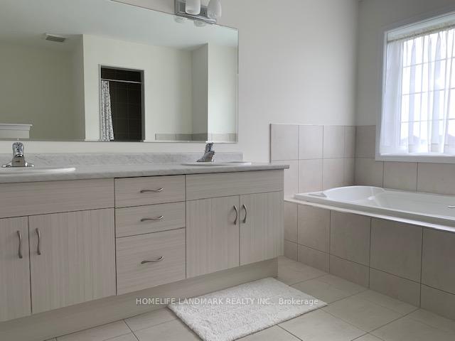 Photo 13 of 36 Celano Drive, Hamilton, Waterdown — HOMEH