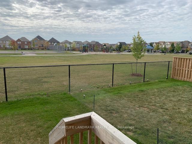 Photo 19 of 36 Celano Drive, Hamilton, Waterdown — HOMEH