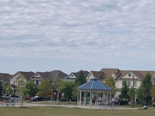 Photo 22 of 36 Celano Drive, Hamilton, Waterdown — HOMEH