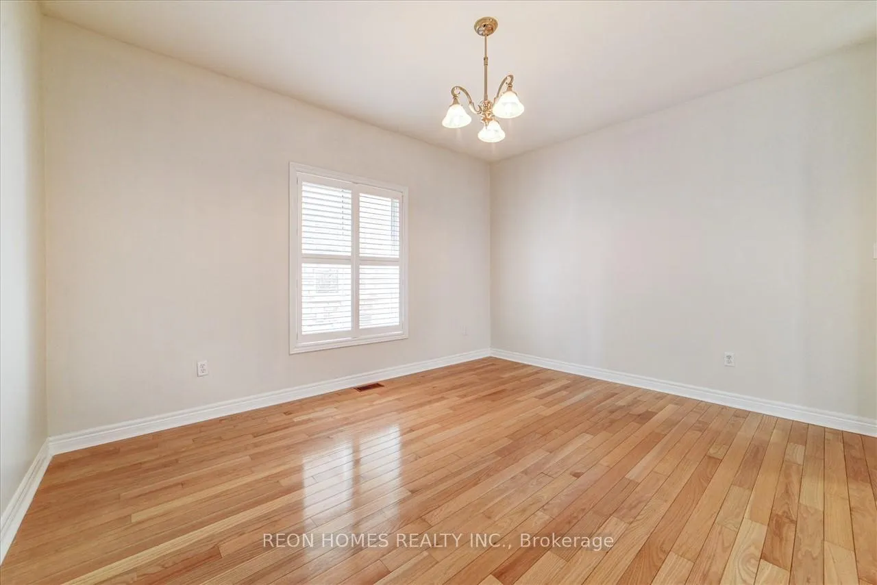 Photo 4 of Unit (Main), 322 Elson Street, Markham, Cedarwood — HOMEH