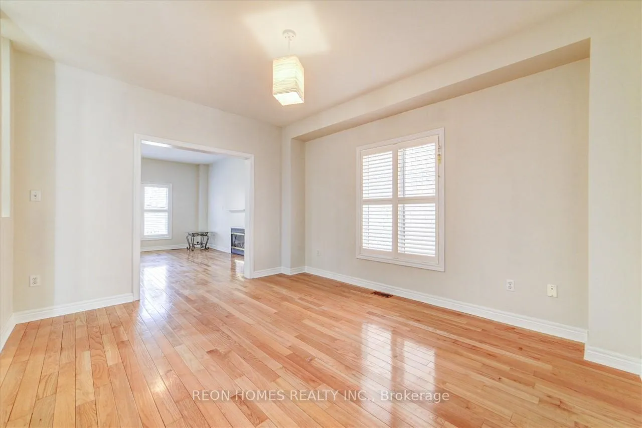 Photo 5 of Unit (Main), 322 Elson Street, Markham, Cedarwood — HOMEH