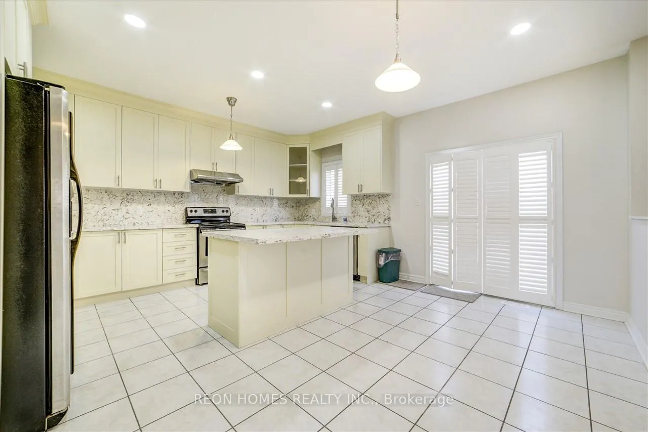 Photo 8 of Unit (Main), 322 Elson Street, Markham, Cedarwood — HOMEH