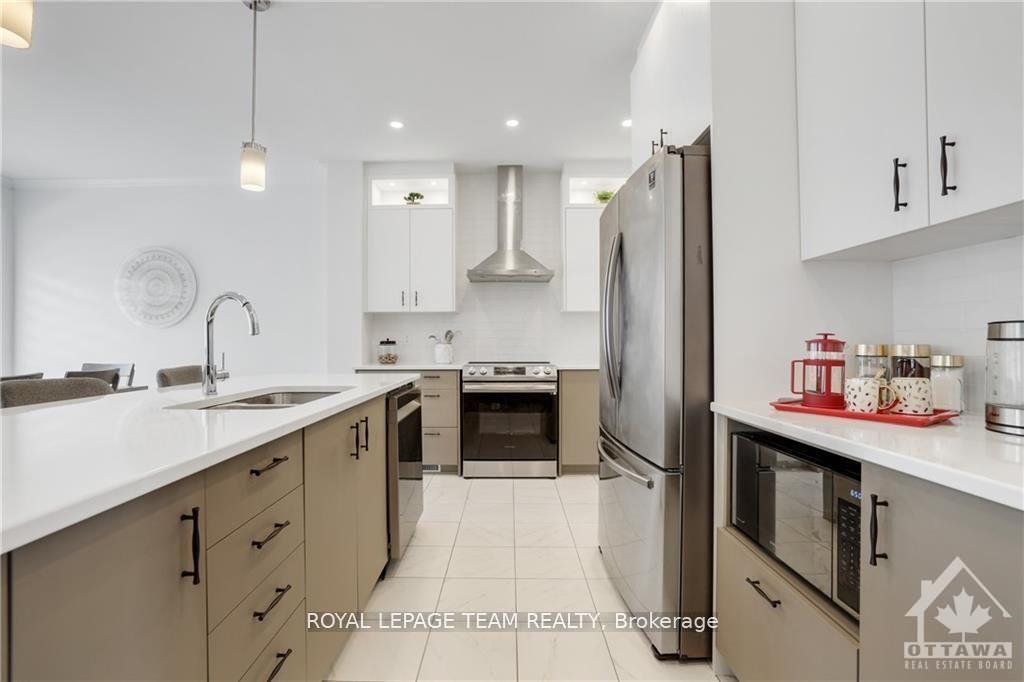 Photo 7 of 575 Honeylocust Avenue, Ottawa, Kanata - Emerald Meadows/Trailwest — HOMEH