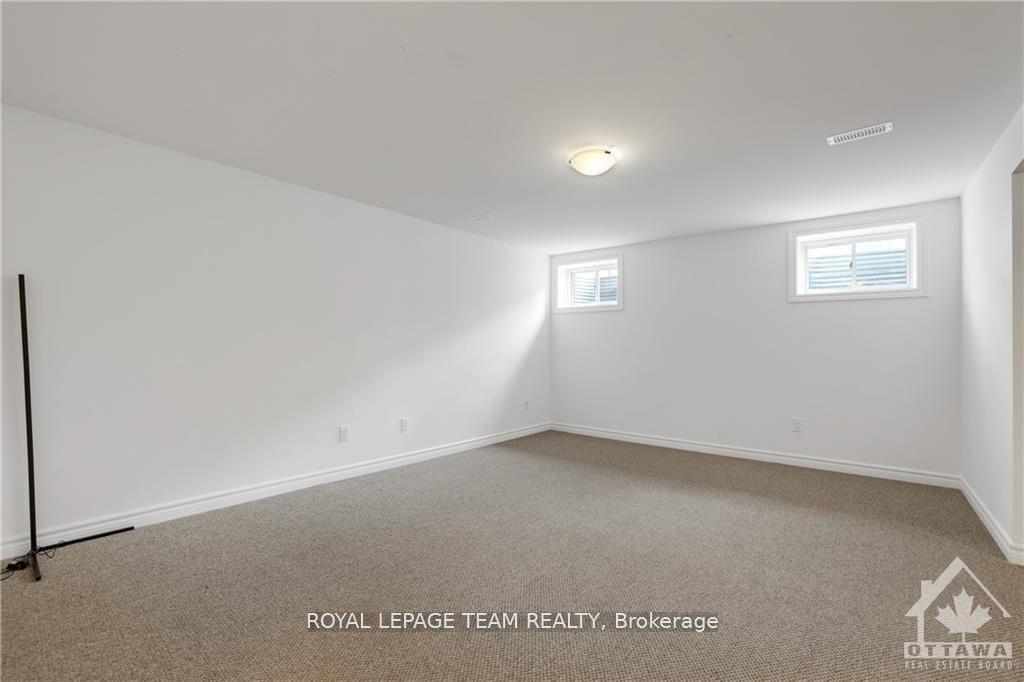 Photo 18 of 575 Honeylocust Avenue, Ottawa, Kanata - Emerald Meadows/Trailwest — HOMEH