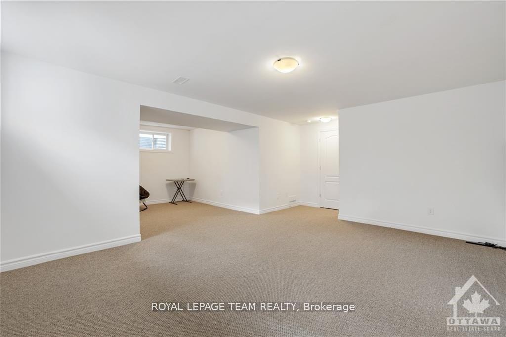 Photo 19 of 575 Honeylocust Avenue, Ottawa, Kanata - Emerald Meadows/Trailwest — HOMEH