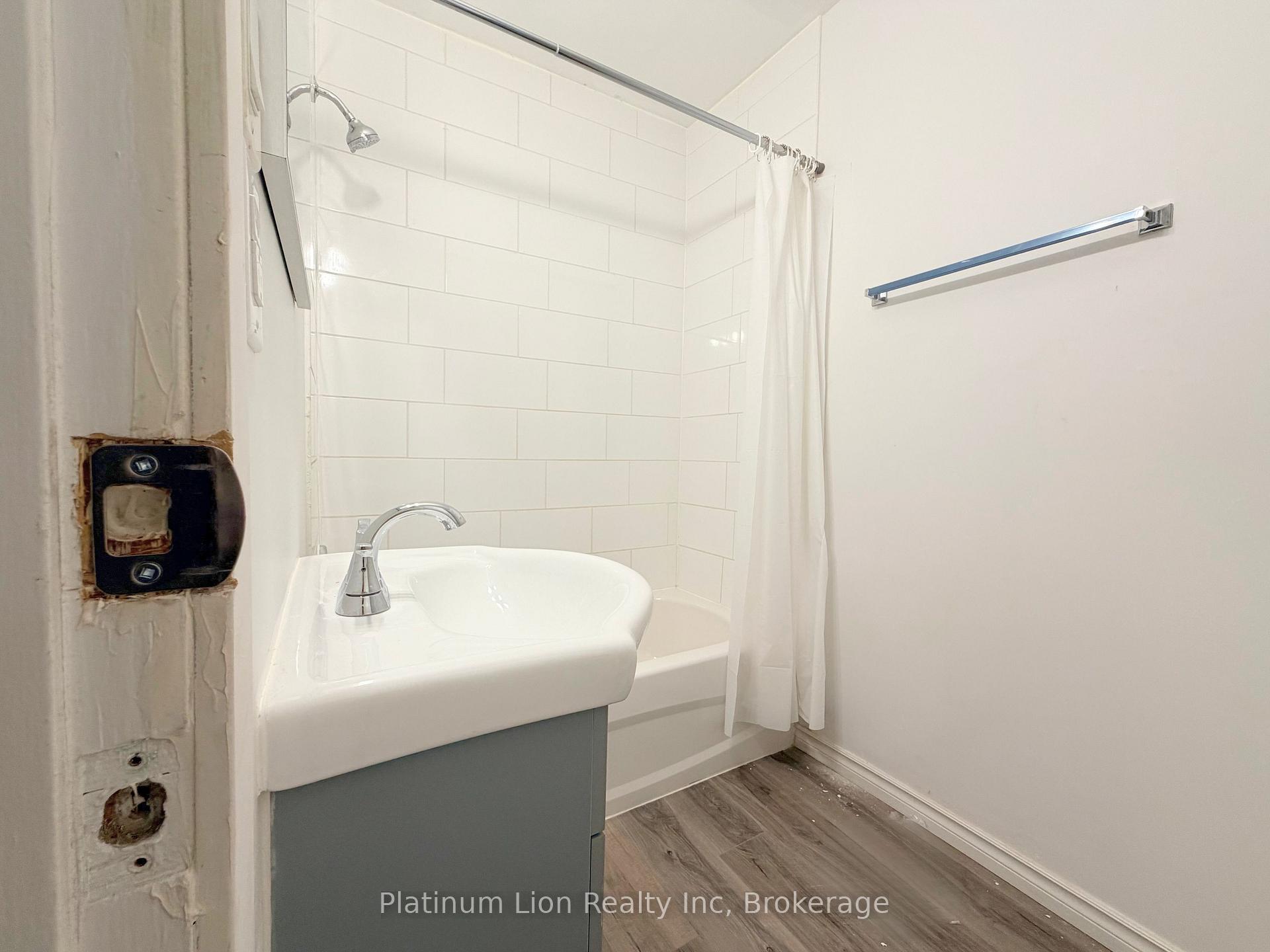 Photo 11 of Unit 1, 121 Park Street S, Hamilton, Durand — HOMEH