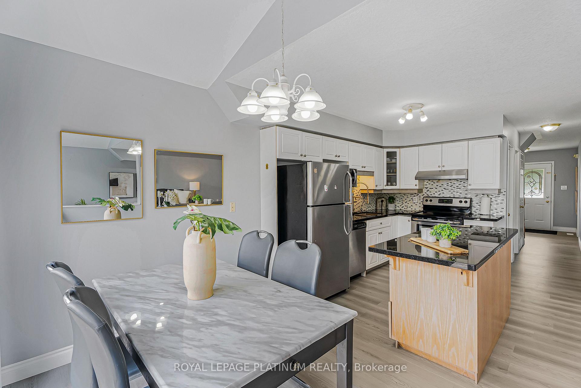 Photo 11 of 257 Grey Fox Drive, Kitchener, Larentian West — HOMEH