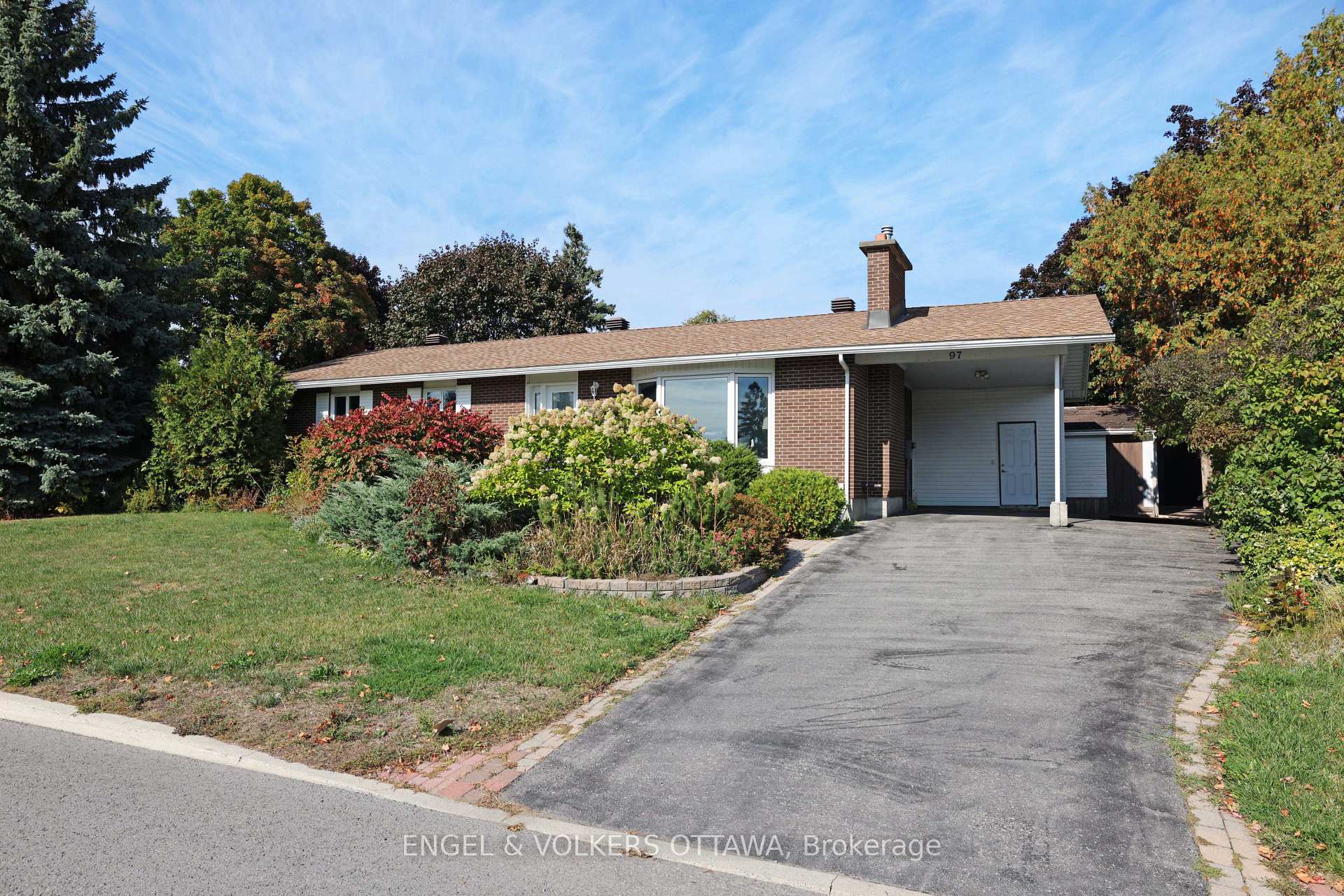 Photo 4 of 97 Banning Road, Ottawa, Kanata - Glencairn/Hazeldean — HOMEH