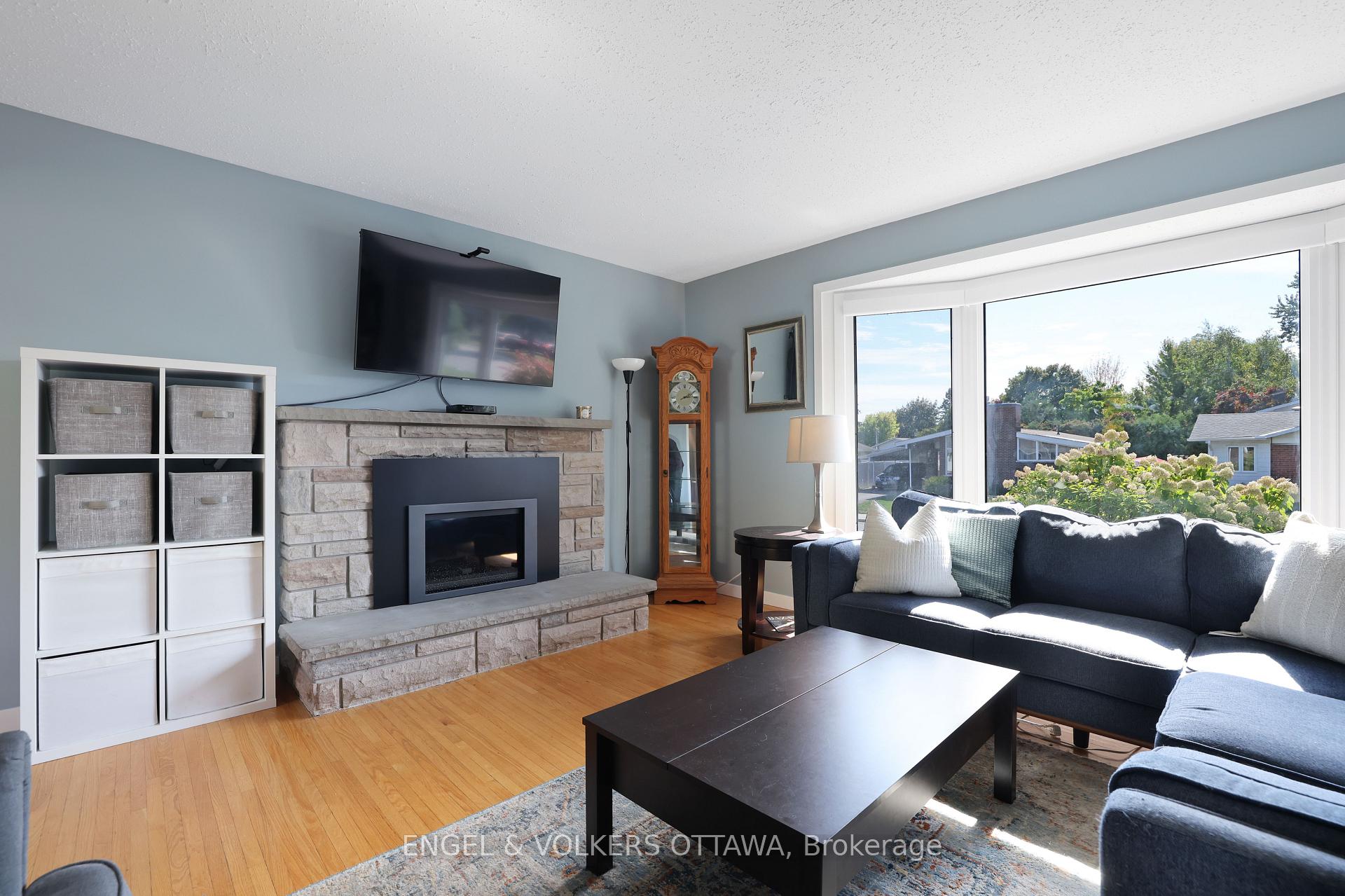 Photo 9 of 97 Banning Road, Ottawa, Kanata - Glencairn/Hazeldean — HOMEH