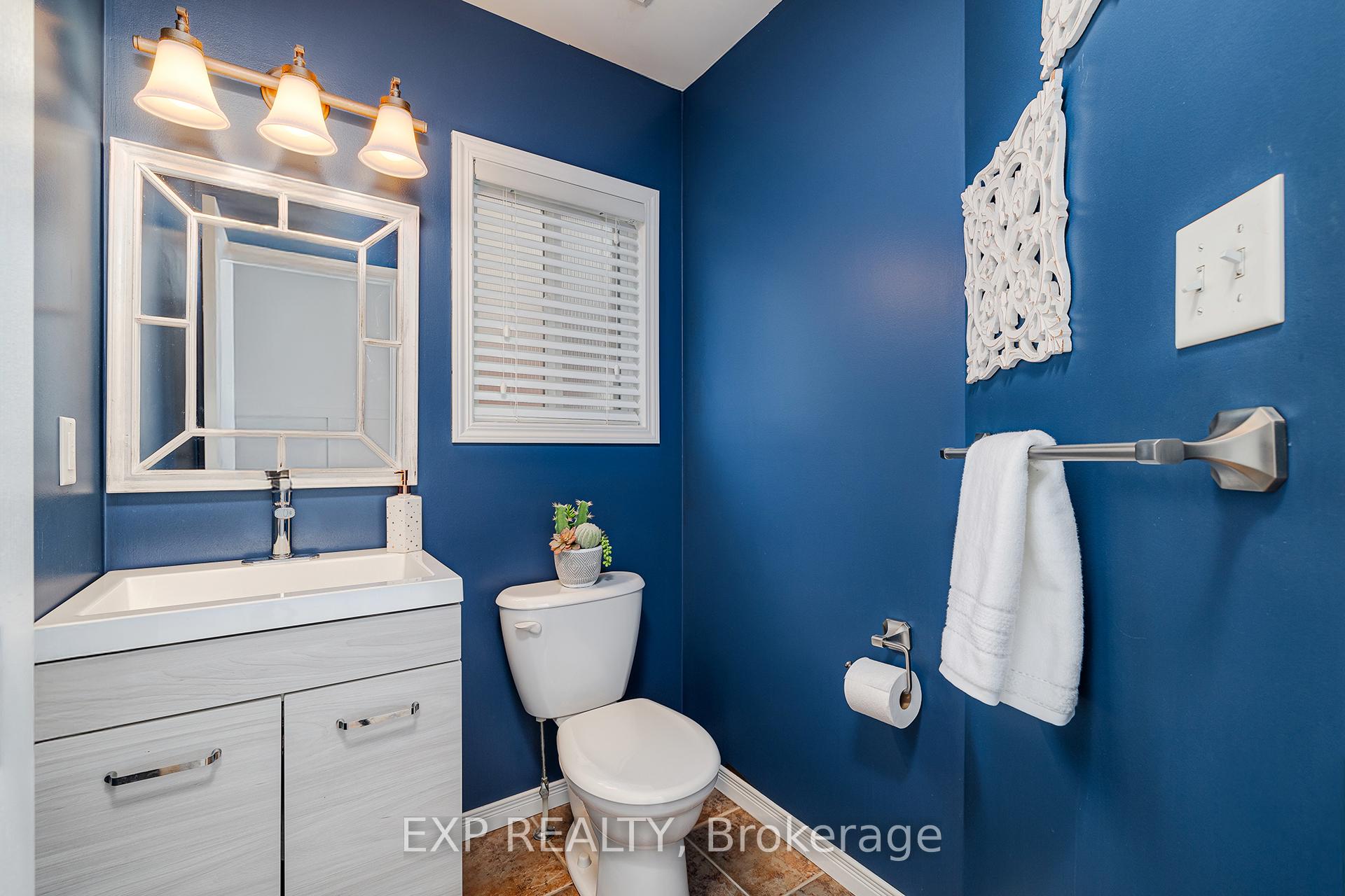 Photo 13 of 453 Beaumont Crescent, Kitchener — HOMEH