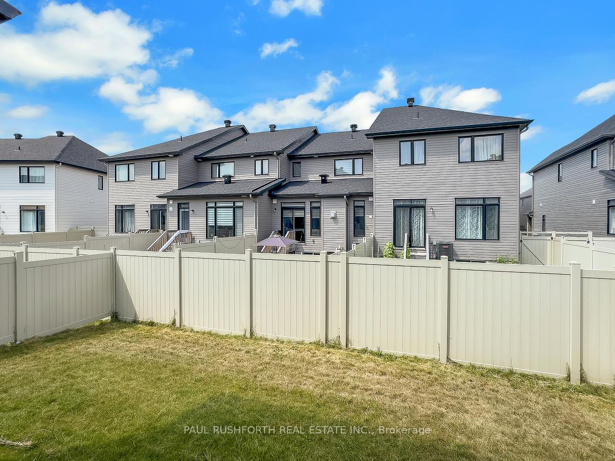 Photo 24 of 21 Mendoza Way, Ottawa, Kanata - Emerald Meadows/Trailwest — HOMEH
