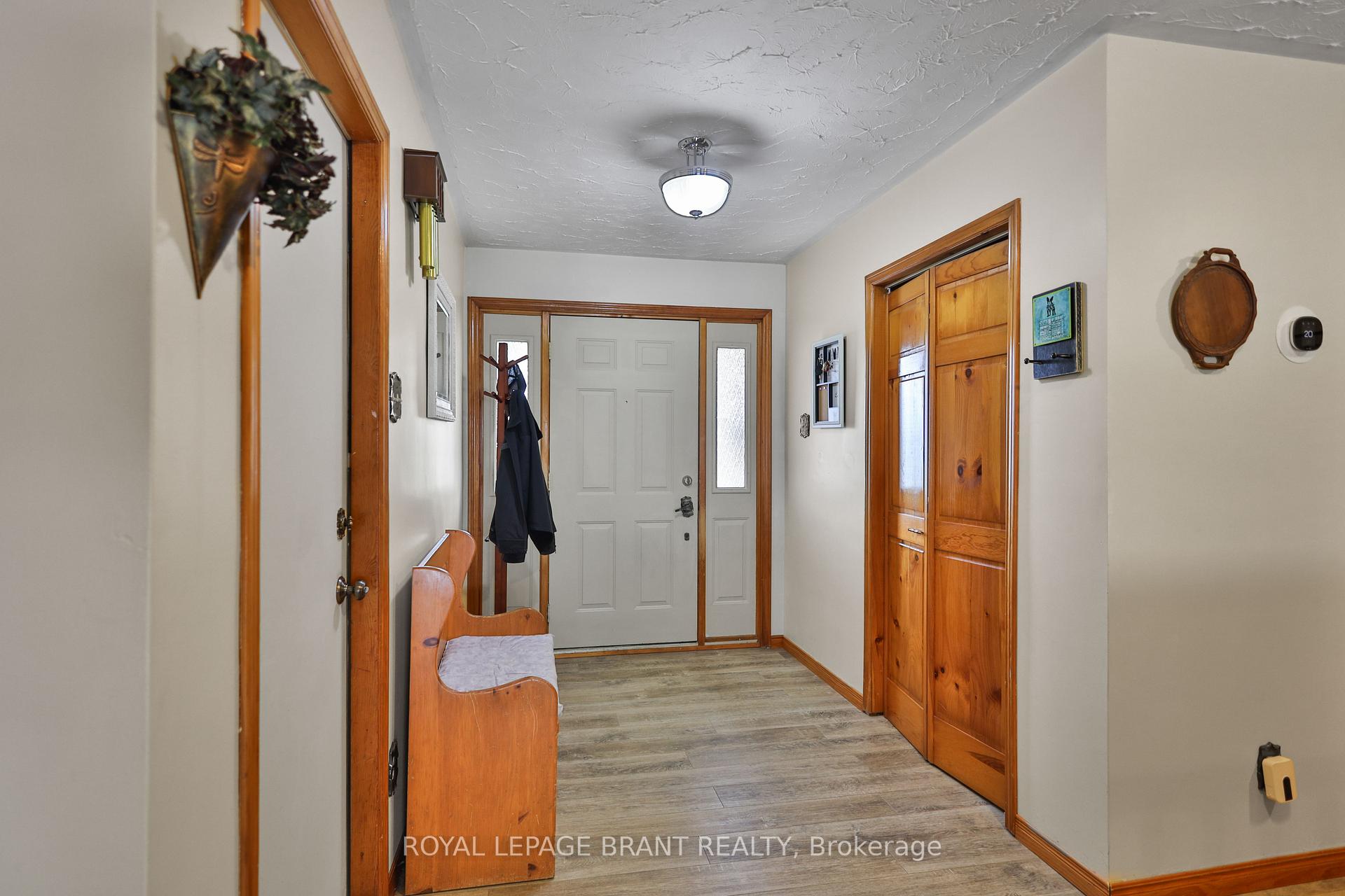 Photo 2 of 110 Albion Court, Kitchener — HOMEH