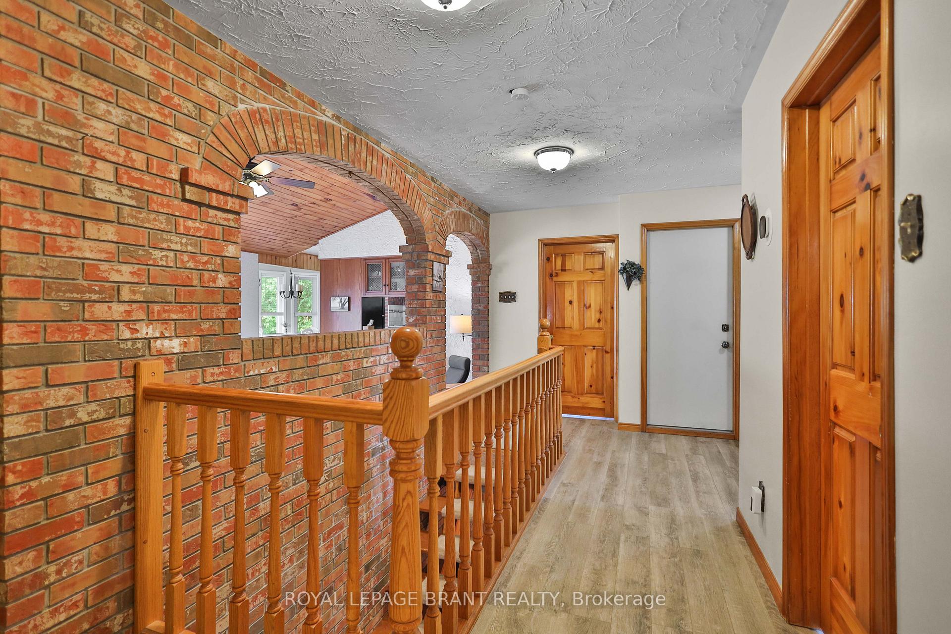 Photo 3 of 110 Albion Court, Kitchener — HOMEH