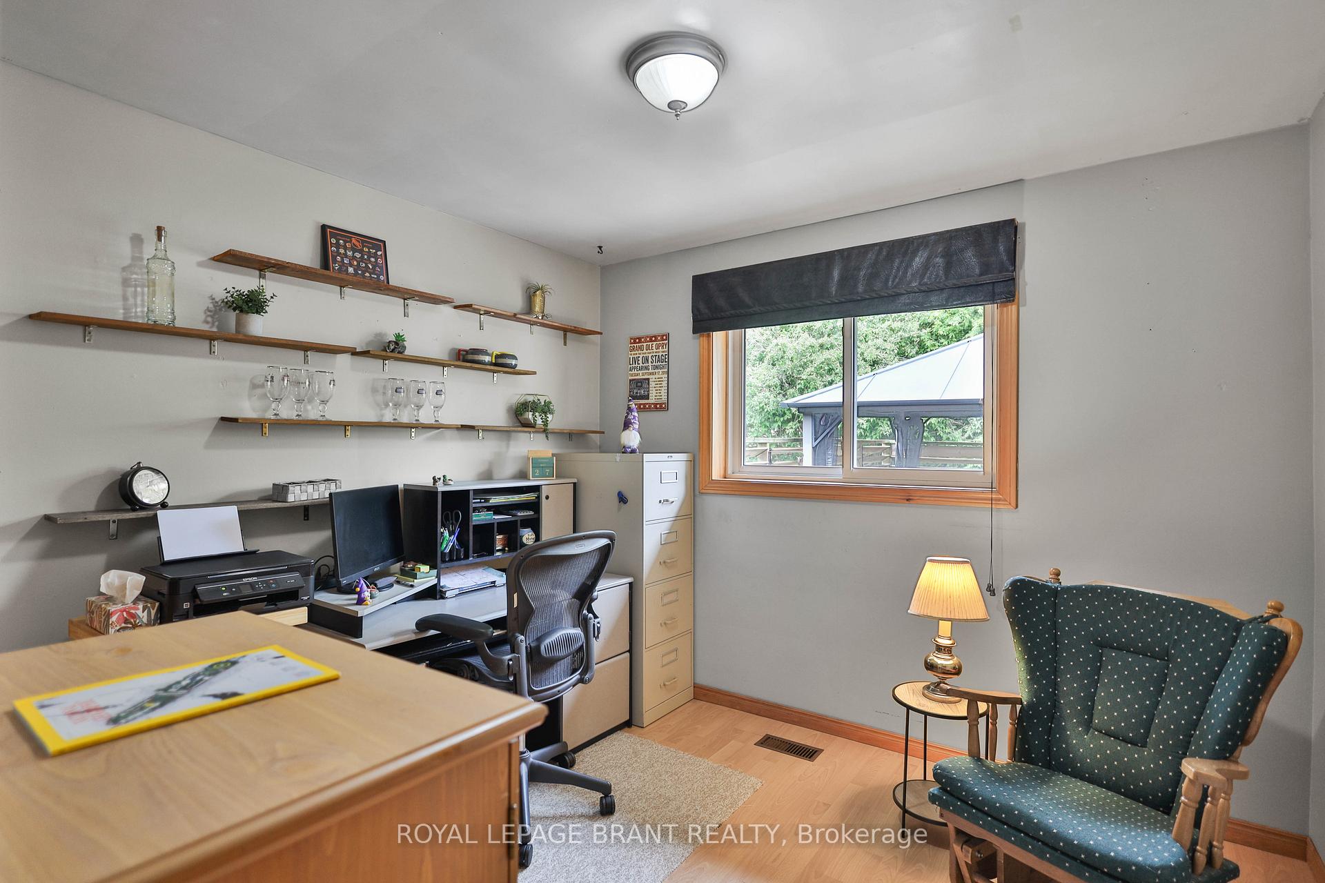 Photo 12 of 110 Albion Court, Kitchener — HOMEH